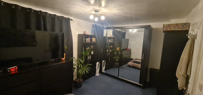 Large double room Main Photo