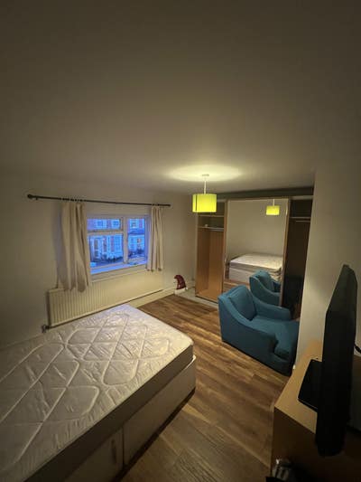 Room for Rent RG30 Main Photo