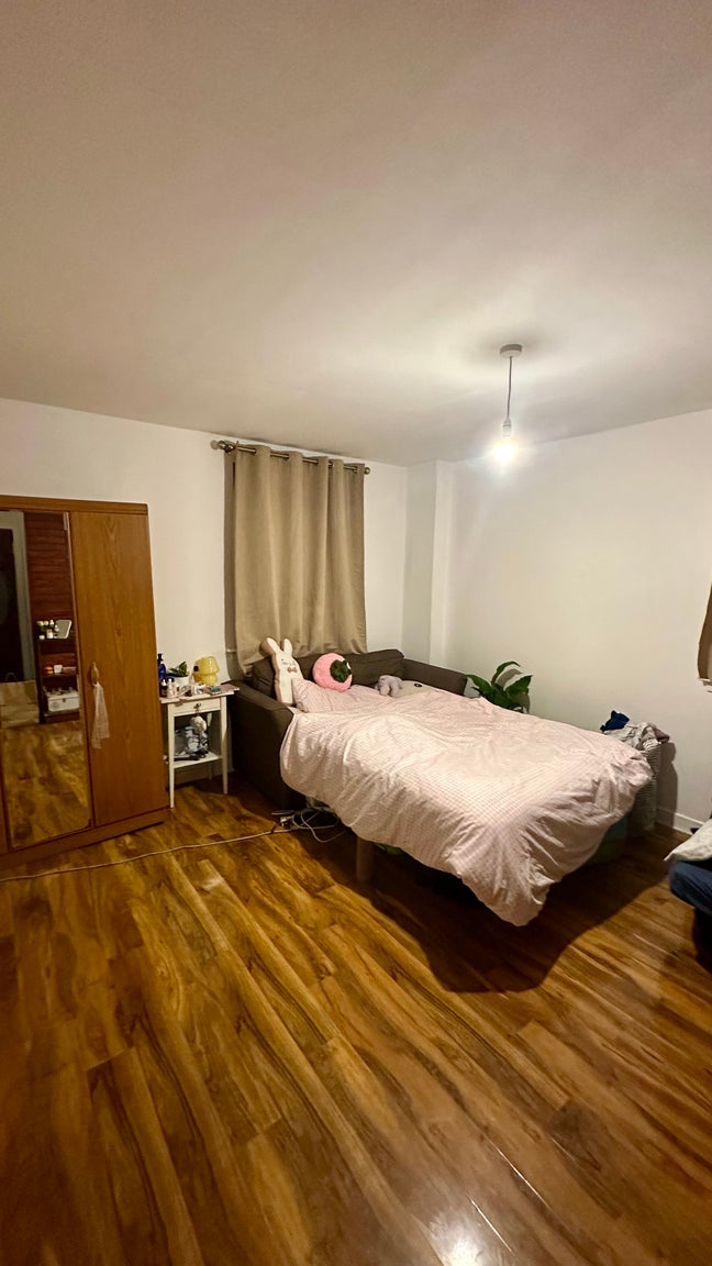 🌟 Double Room for Female – Sauchiehall Street, Gl Main Photo