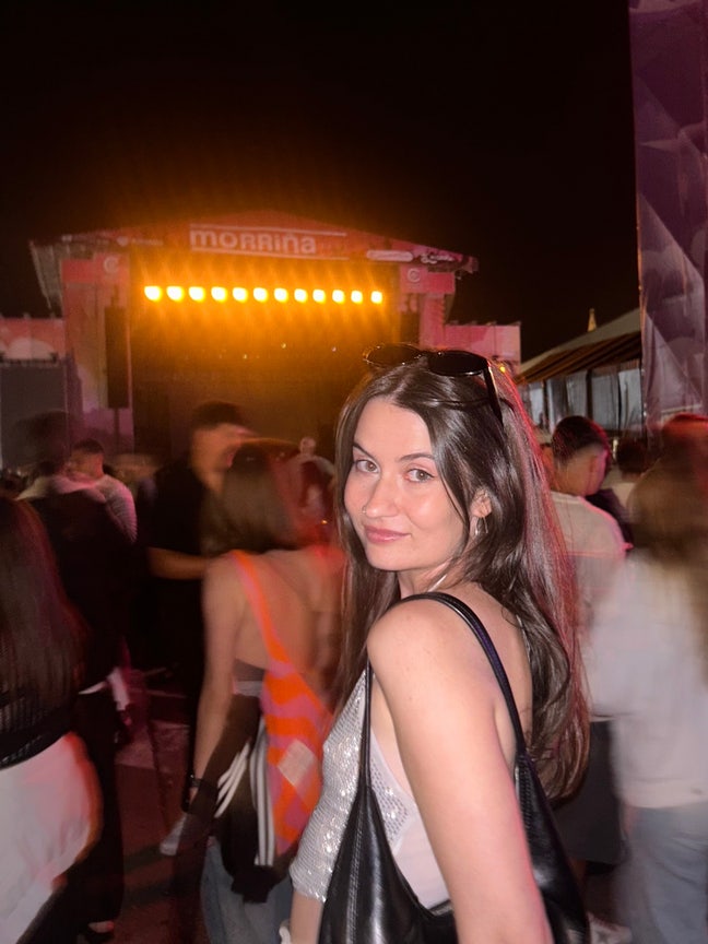 Looking for a room in a social flat Main Photo