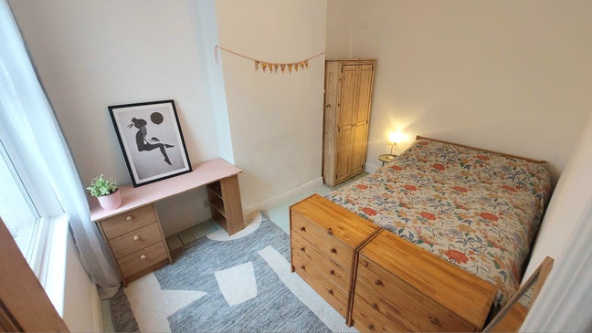 💚🌸 Double room, full time OR Monday  to Fri Main Photo