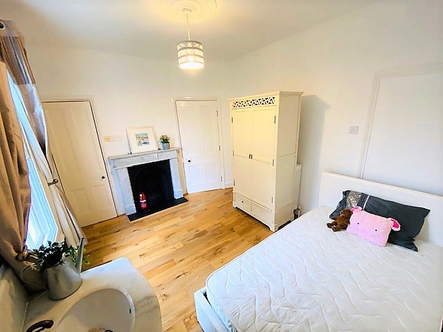 Spectacular Dbl Room in Prof Houseshare Main Photo