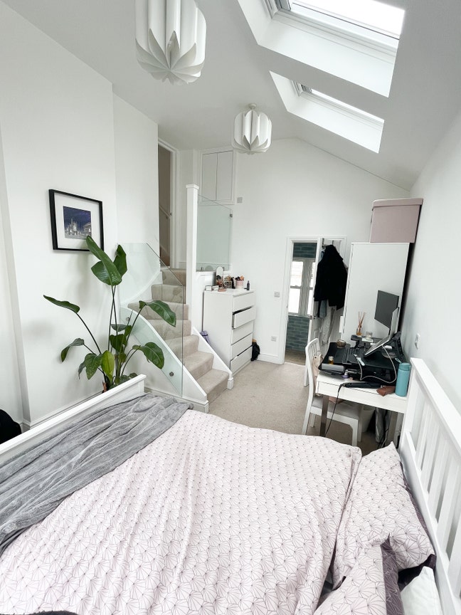 Ensuite Double Room with in West Hampstead Flat Main Photo