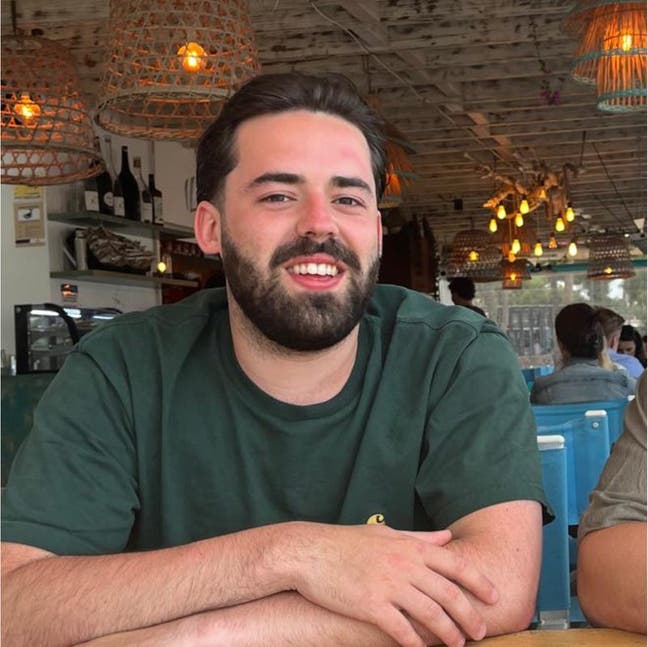 Looking for a lovely flat and a friendly flatmate Main Photo