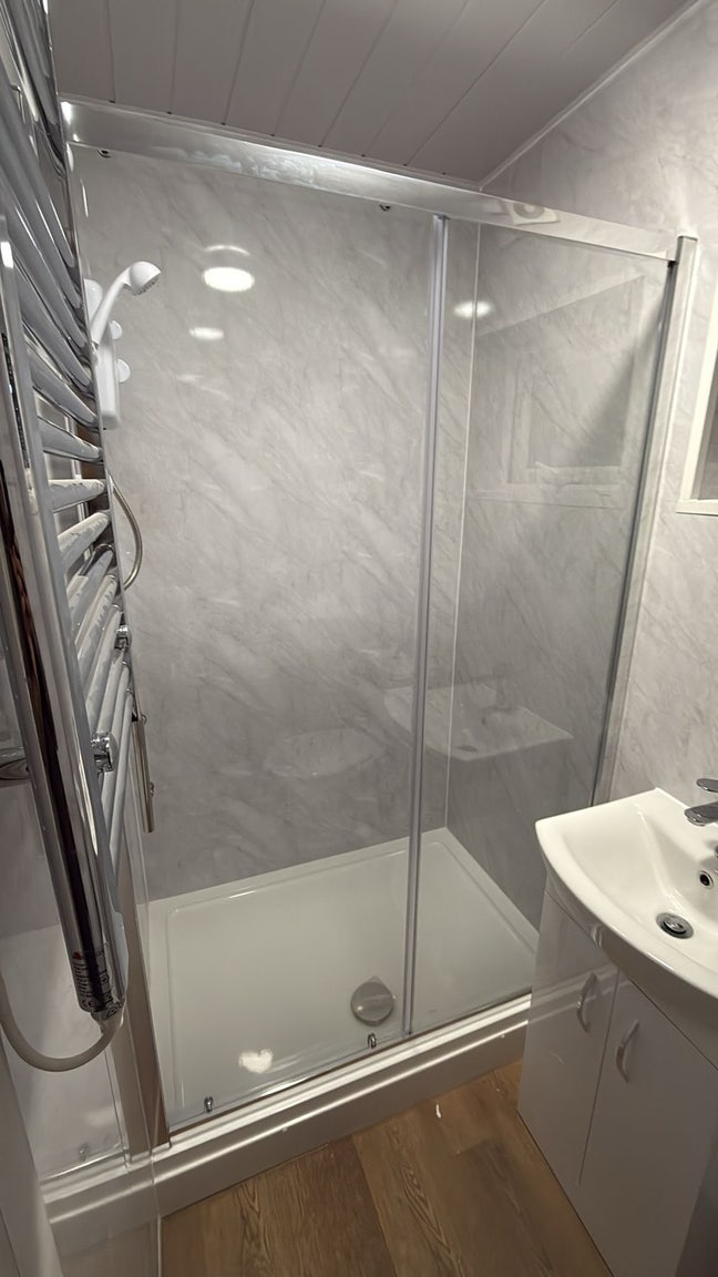 Newly renovated 1 Bed Ground Floor Main Photo