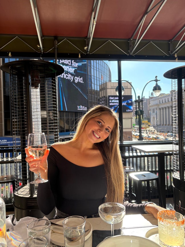 Looking for room in female only house share  Main Photo