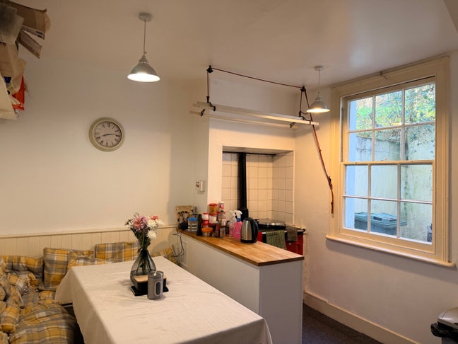 Bright DoubleBedroom in Friendly Shared House,EX4 Main Photo