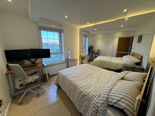 Fantastic Double room in Oval for 2-3 months Main Photo