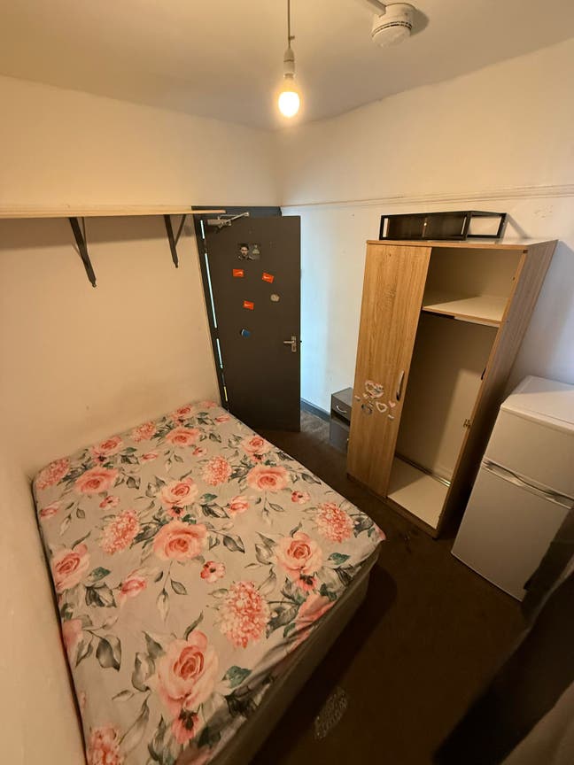 ✨ 🛏️ Single Room to Let in/ Neasden Main Photo