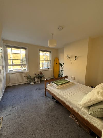 Brick Lane - Room - Double Bed - Furnished 3 weeks Main Photo