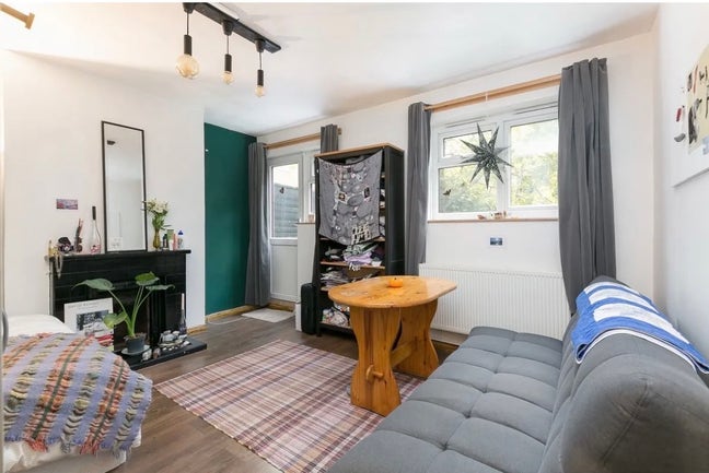 2 X Doubles in Same Home Old St/Hoxton Main Photo