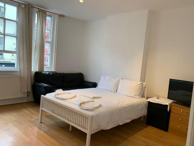 Large Double Room & Single Room – Brick Lane Main Photo