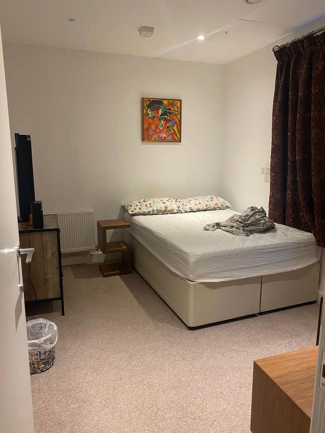 Modern En suite Room Available in Stonebridge Main Photo