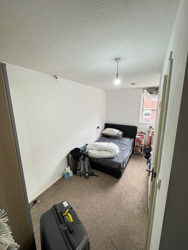 Ensuite Room in 3 Bed Flat in Archway Main Photo