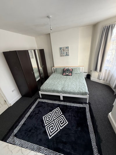 Double room for rent in Ilford  Main Photo