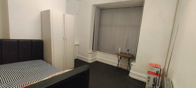 Luxury Double room available for rent  Main Photo