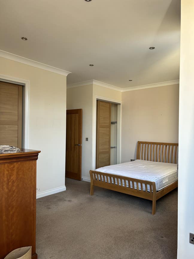 Newly furnished room in central Paignton  Main Photo