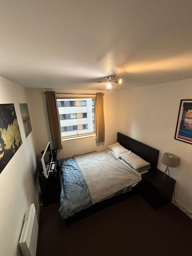 Green Quarter Flat Share, Room Available Main Photo