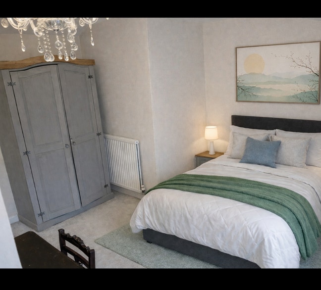 Spacious room in shared property  Main Photo