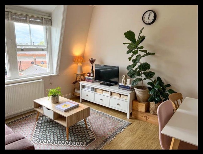 Bright Double In Islington 2 Bed - Females Only  Main Photo