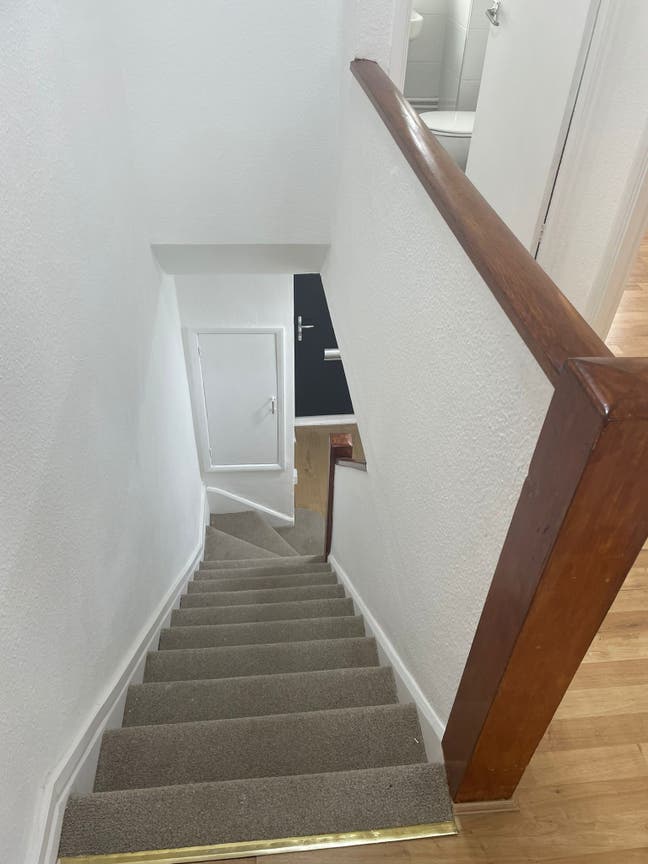 Double Room to Rent in Mitcham Main Photo