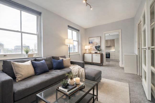 A spacious two bedroom flat situated in the heart  Main Photo