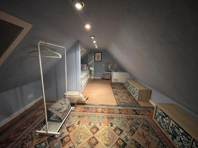 Room Available  Main Photo