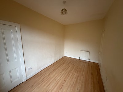 Room for rent  Main Photo