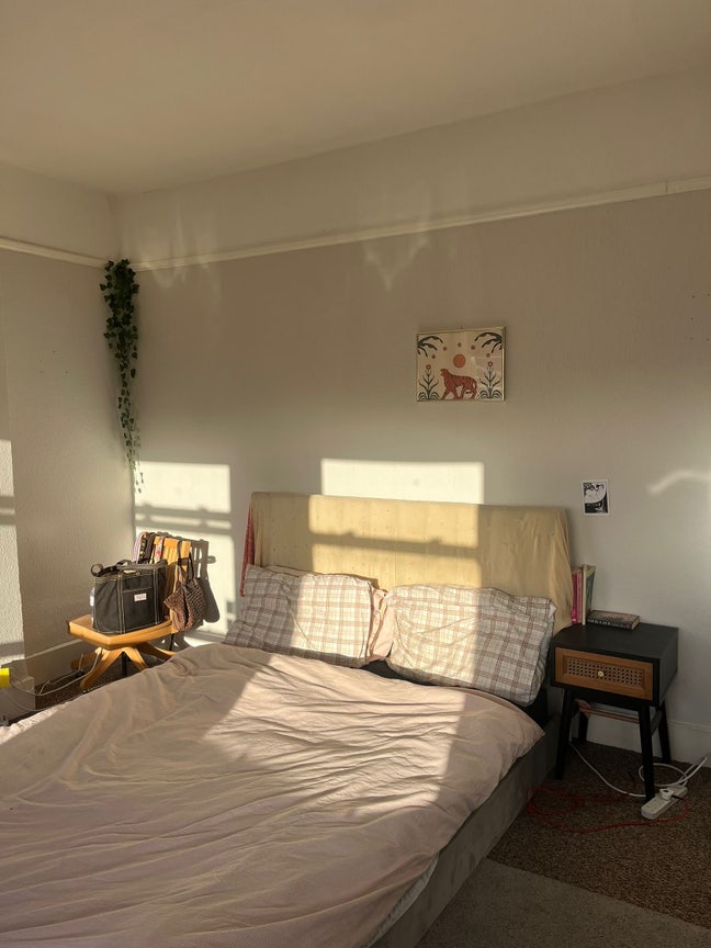 Large Double Bedroom in Camberwell Main Photo