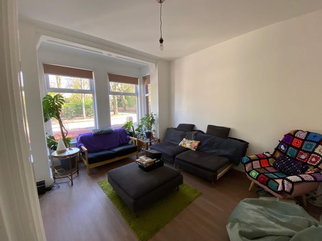 Rooms Available in lovely leafy house in Levvy Main Photo