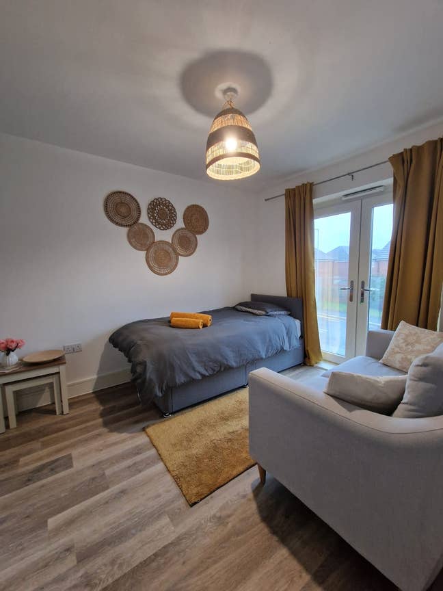 Lovely private en-suite room in Newton Main Photo