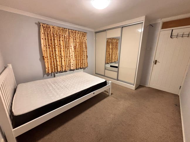 Double room Available - Teversham Drift, Cambridge Main Photo