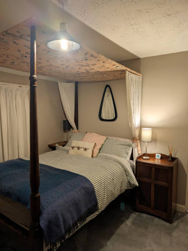 Double room in St Day  Main Photo