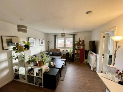 Single Bedroom in Bridgeton Main Photo