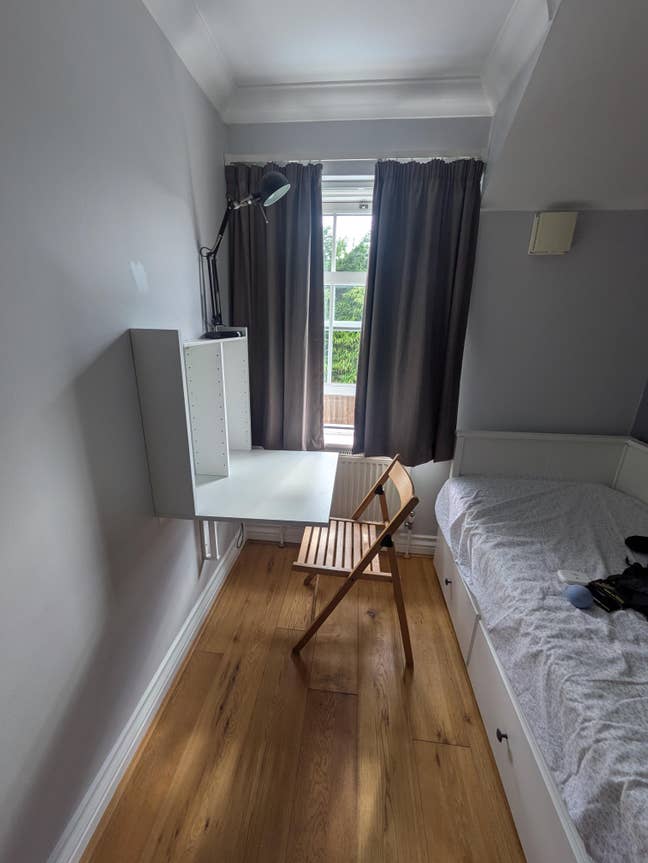 Cosy single room available for short term rents Main Photo