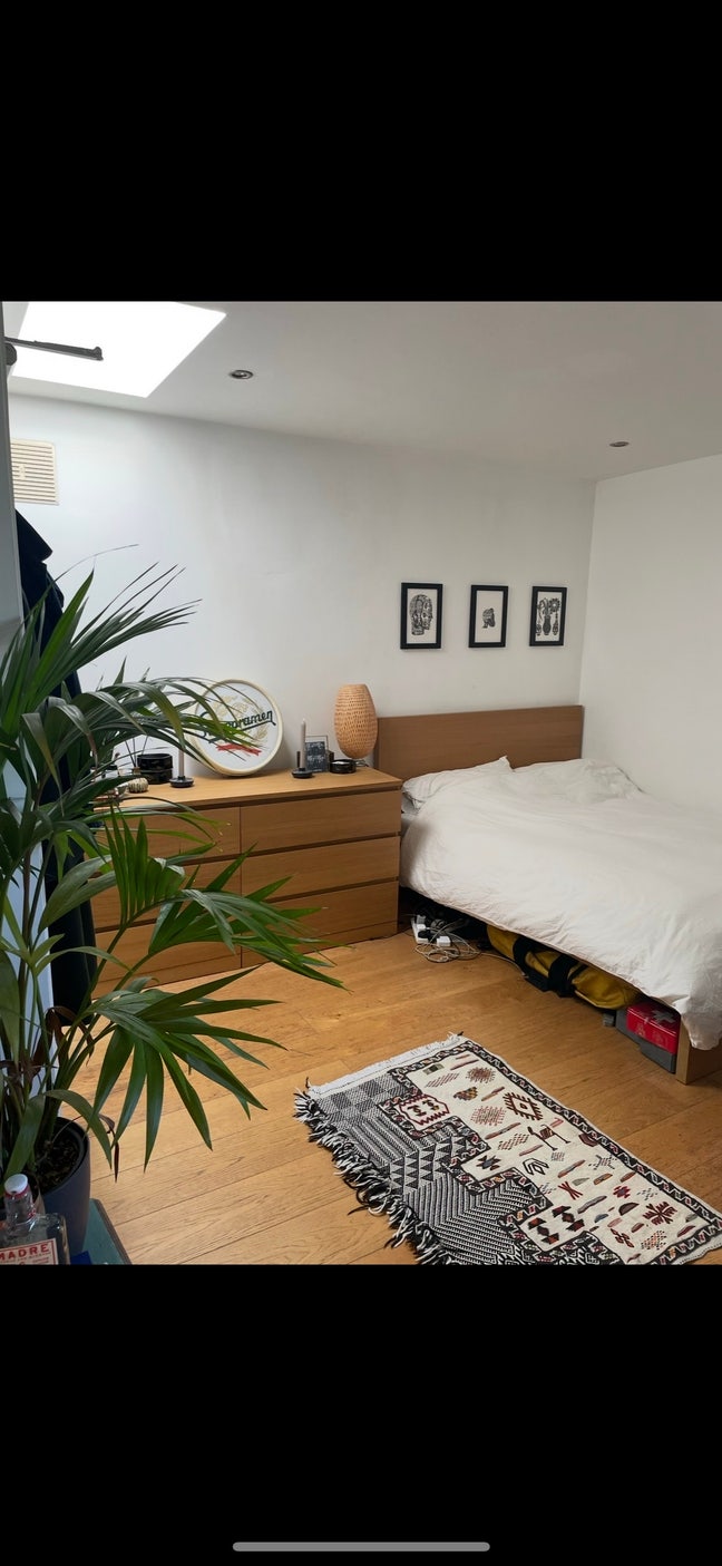 Stoke Newington Double Room - En Suite Main Photo