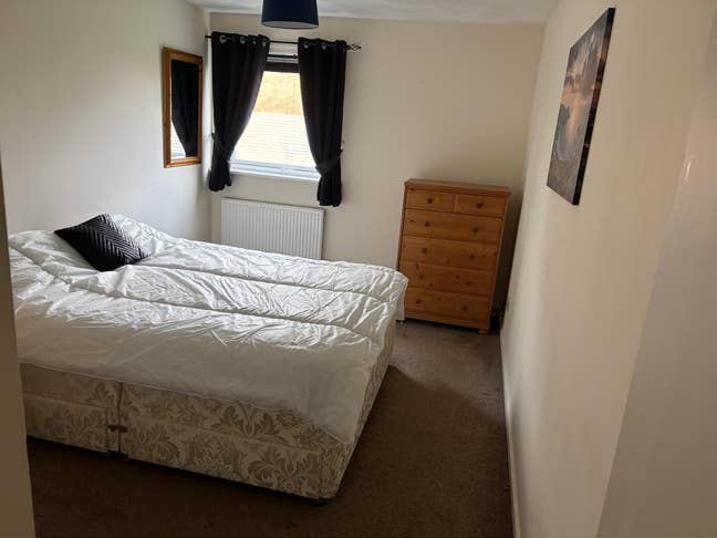 Large double room  Main Photo