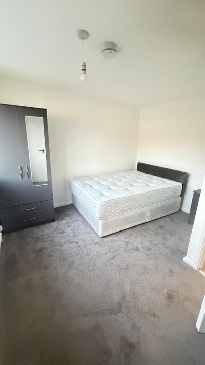 Single room to rent  Main Photo