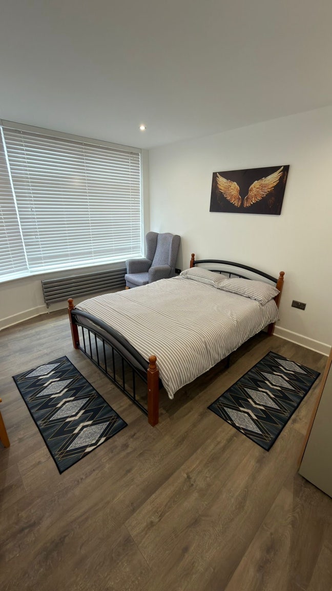 ✨ 🛏️ Large Double Room  to Let in/ Harrow Main Photo