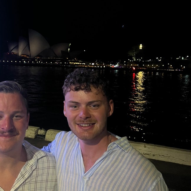 Looking for room or flatmates  Main Photo