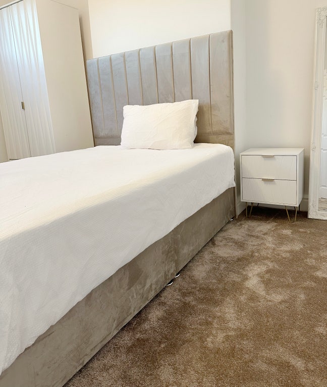 New Clean Double Room for Rent for 1 person  Main Photo