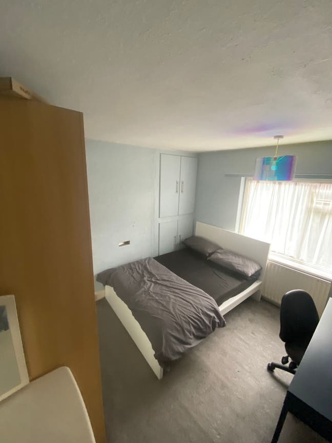 Double room  - Close to Heathrow Main Photo