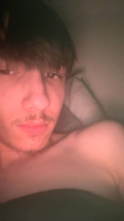 Professional Male seeks a double room Main Photo