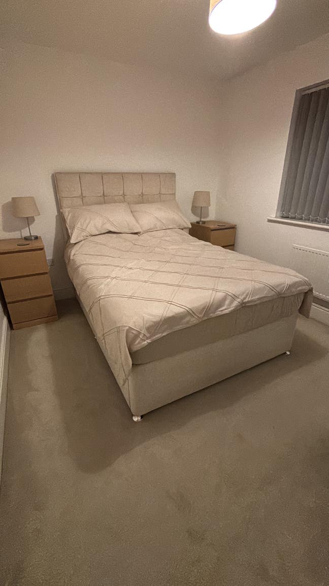 Double Furnished Bedroom  Main Photo