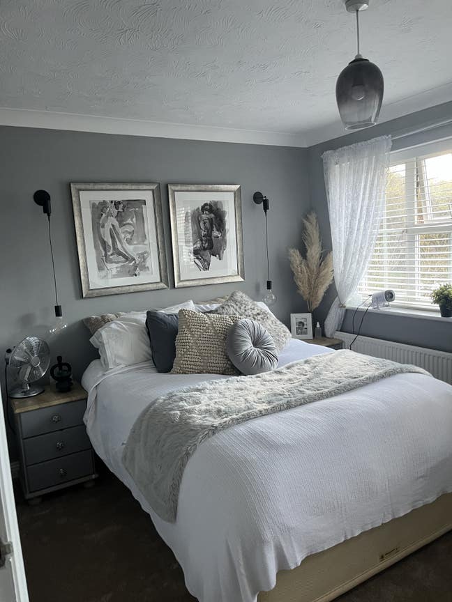 Quiet double room in village location  Main Photo