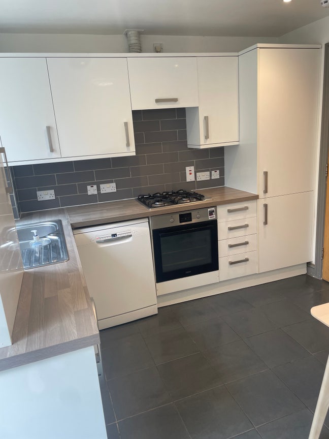 Double room available, all bills included Holloway Main Photo