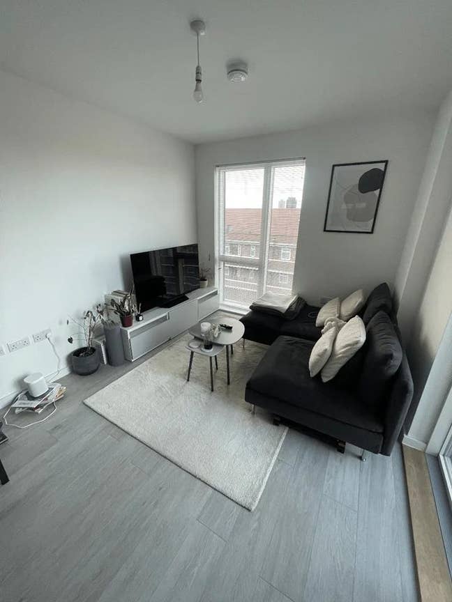 1 Bed Flat, Williamson House, SE14 Main Photo