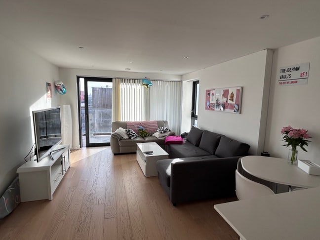 Beautiful en-suite near Canary Wharf  Main Photo