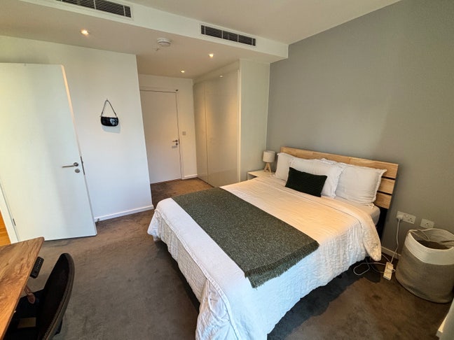 En suite room in East Village/Hackney Wick Main Photo