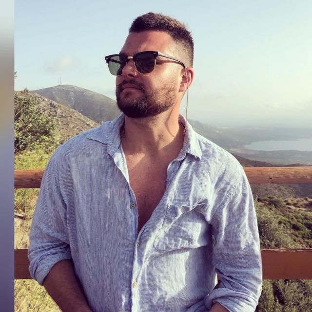 Seeking large room in 2 bed flat Main Photo